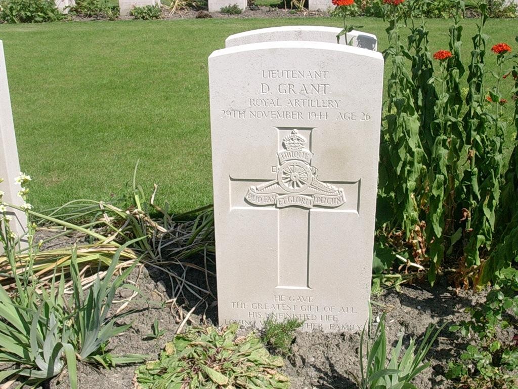 Douglas Grant Douglas Grant